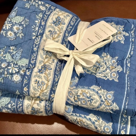 NWT Pottery Barn Regan Blockprint Blue Reversible Full/Queen Quilt AND 2 Shams - Picture 4 of 11